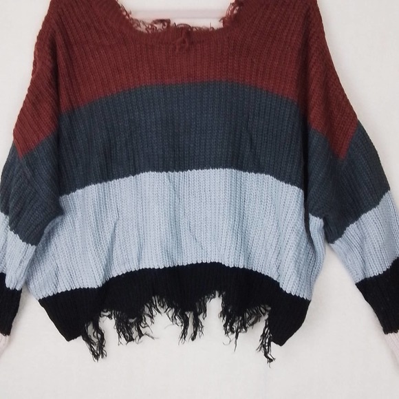 Polly & Esther Oversized Cropped Color Block Sweater Size XLarge - Picture 7 of 11